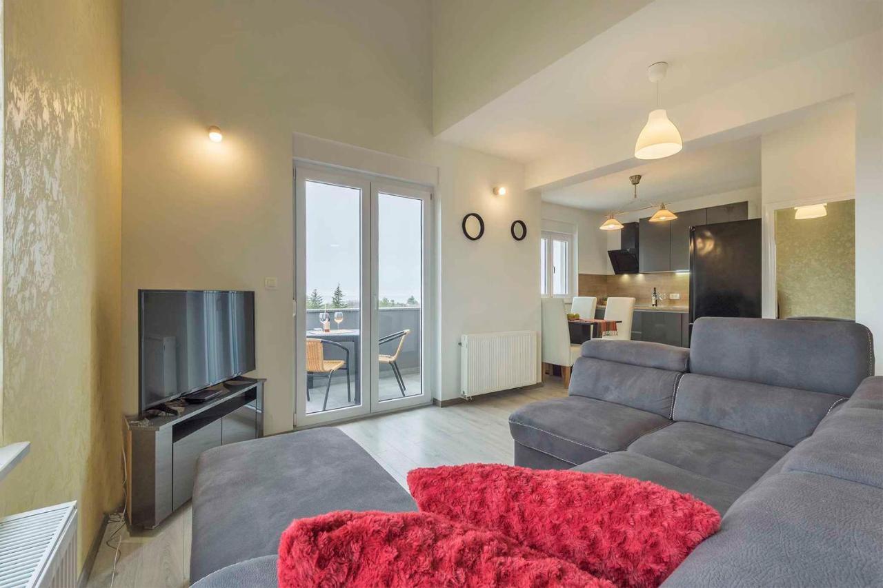 Apartments In Peroj/Istrien 34288 外观 照片