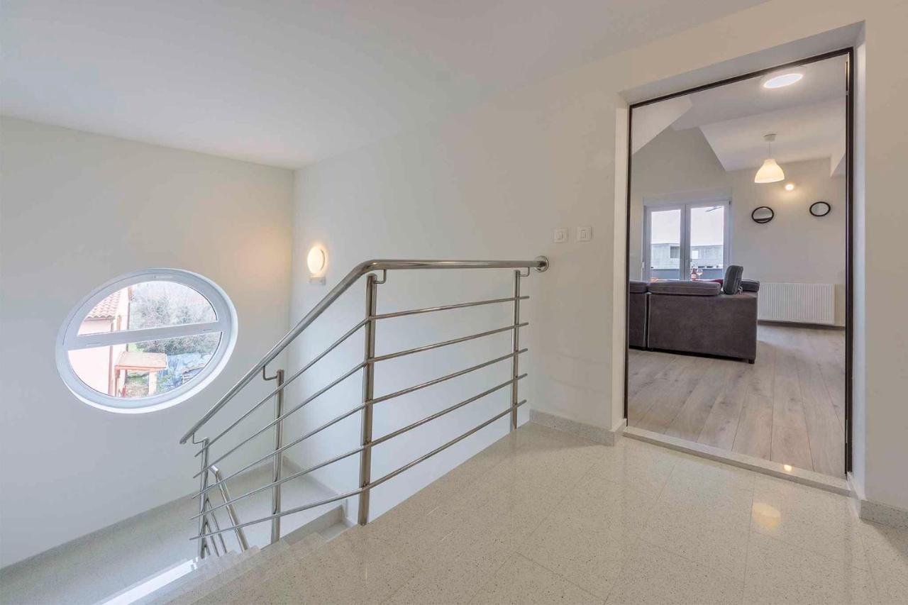 Apartments In Peroj/Istrien 34288 外观 照片